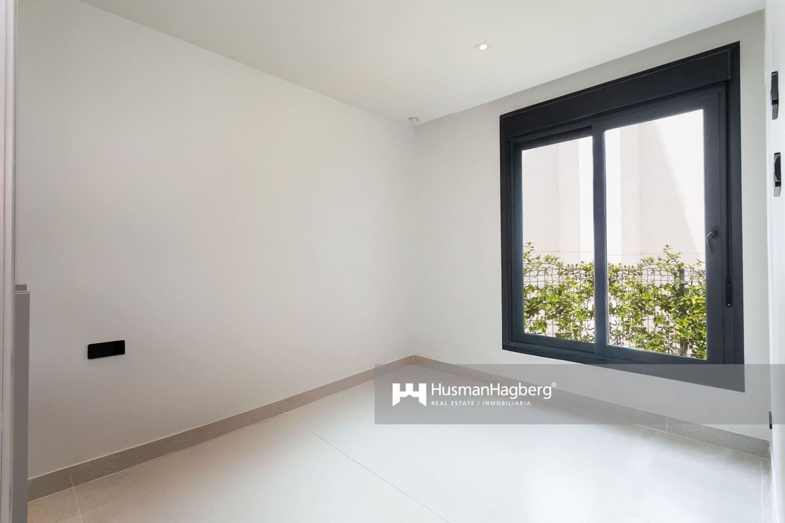 Chalet de 5 habitaciones en Villamartin en venta con piscina - 1.295.000 € (Ref: 10060531)
