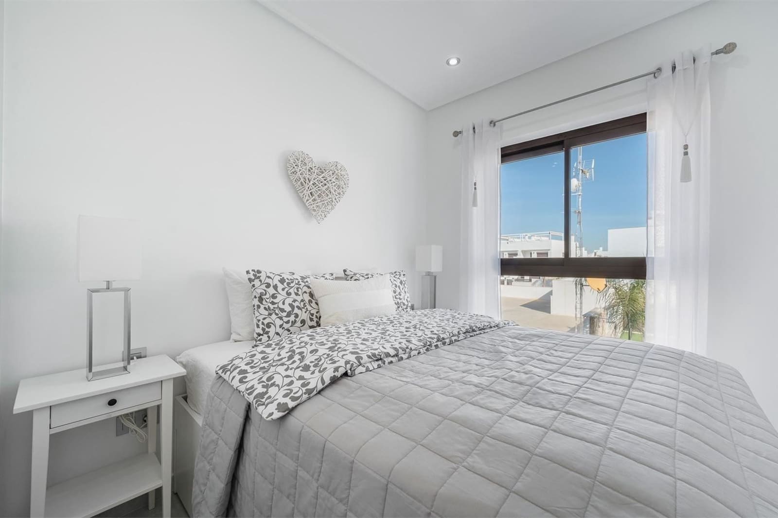 2 quarto Apartamento para venda em Pilar de la Horadada com piscina - 349 000 € (Ref: 10062757)