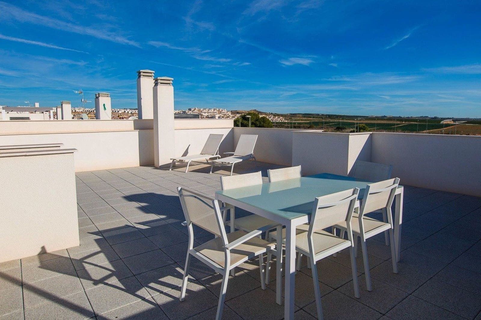 2 Zimmer Apartment zu verkaufen in Jacarilla mit Pool - 299.900 € (Ref: 10065095)