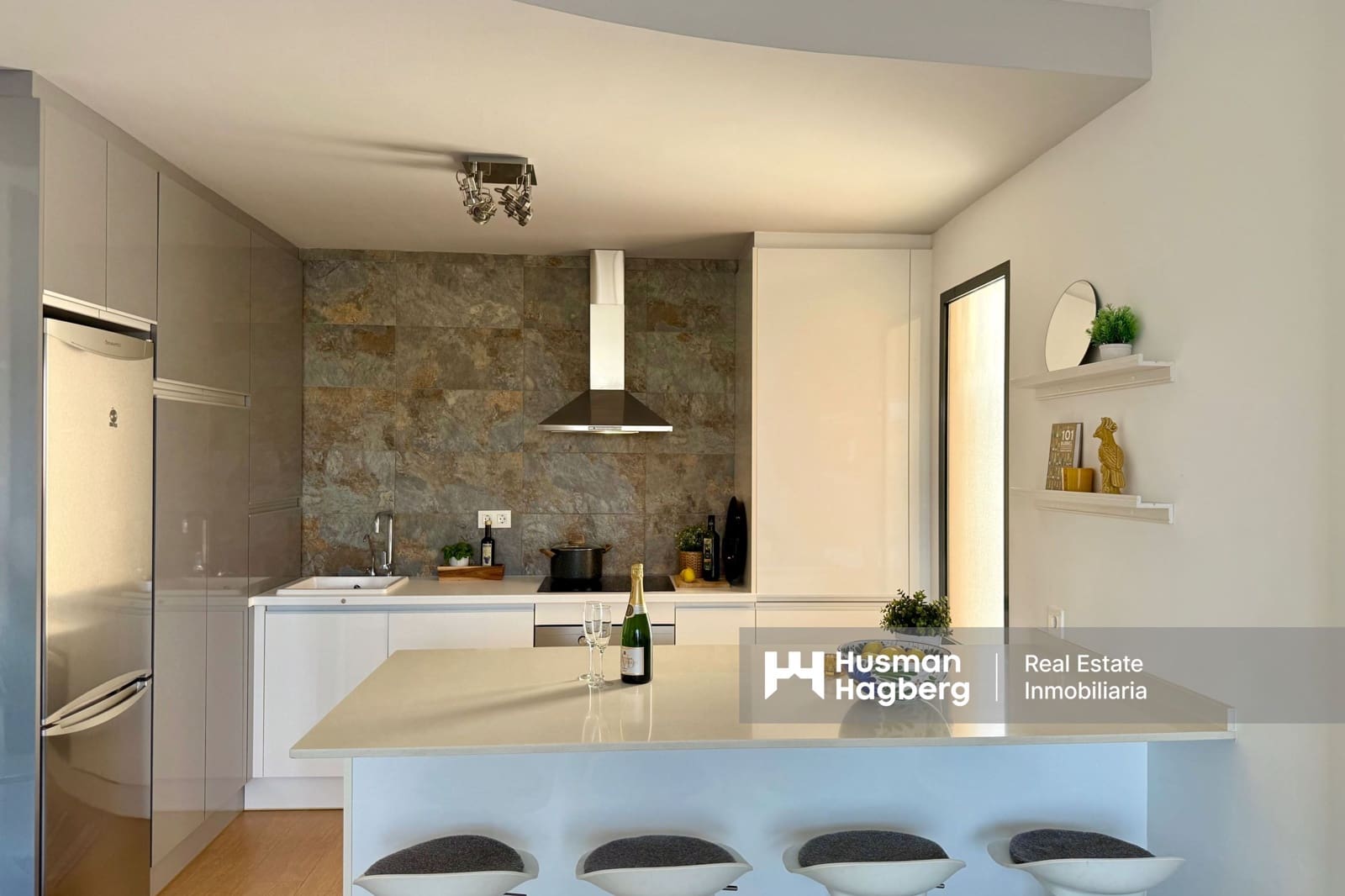 2 sypialnia Apartament na sprzedaż w La Zenia z basenem - 285 000 € (Ref: 10070246)
