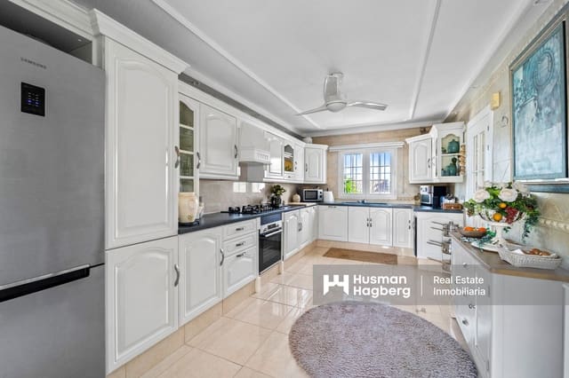 3 slaapkamer Villa te koop in Los Dolses, Orihuela met zwembad - € 479.000 (Ref: 10070998)