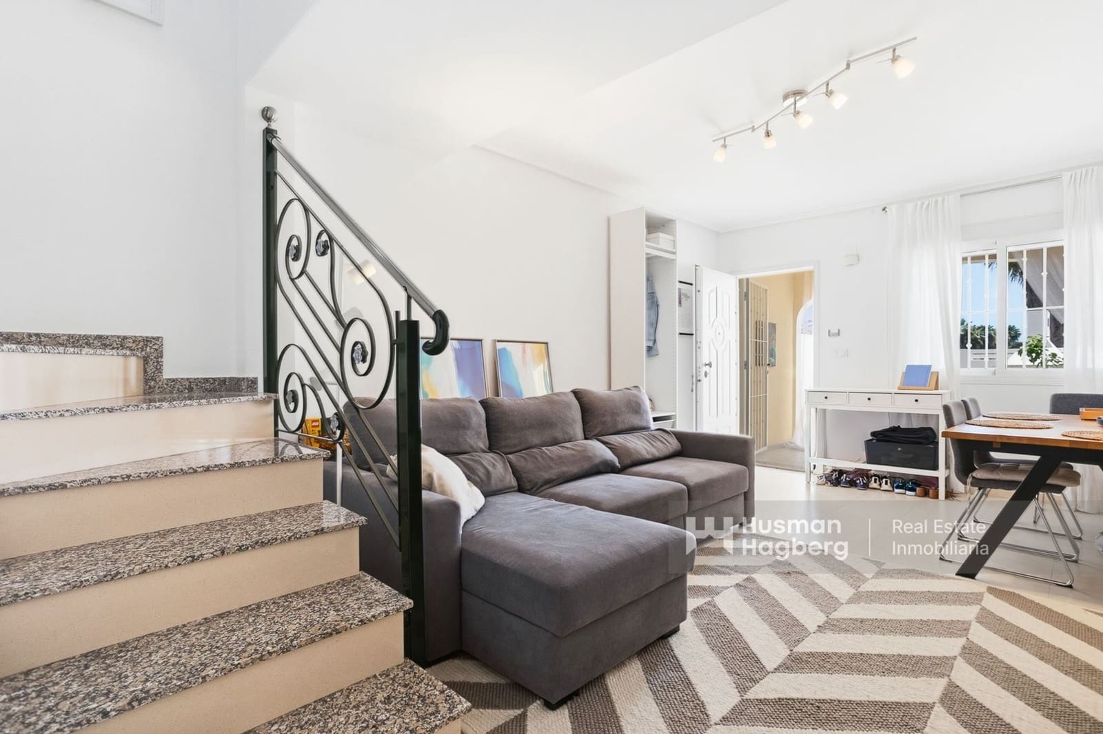 2 makuuhuone Omakotitalo myytävänä paikassa Dona Pepa mukana uima-altaan - 229 000 € (Ref: 10072853)