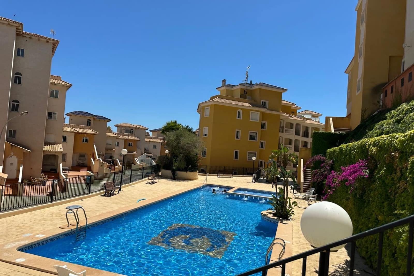 2 chambre Appartement à vendre à Campoamor avec piscine - 242 000 € (Ref: 10079937)