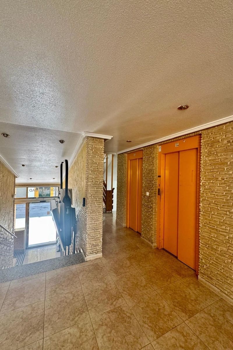 2 soveværelse Lejlighed til salg i Torrevieja med swimmingpool - € 123.000 (Ref: 10088664)
