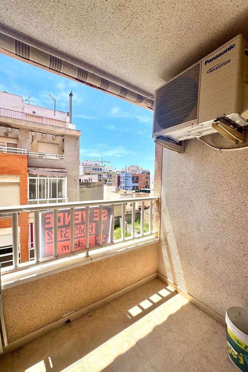 2 soveværelse Lejlighed til salg i Torrevieja med swimmingpool - € 123.000 (Ref: 10088664)