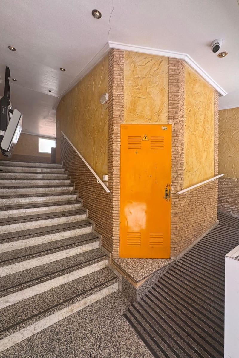 2 soveværelse Lejlighed til salg i Torrevieja med swimmingpool - € 123.000 (Ref: 10088664)