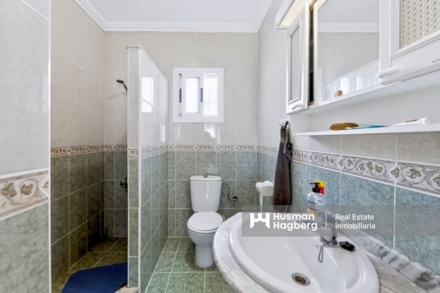 3 soverom Hus til salgs i Villamartin, Orihuela - € 130 000 (Ref: 10101099)