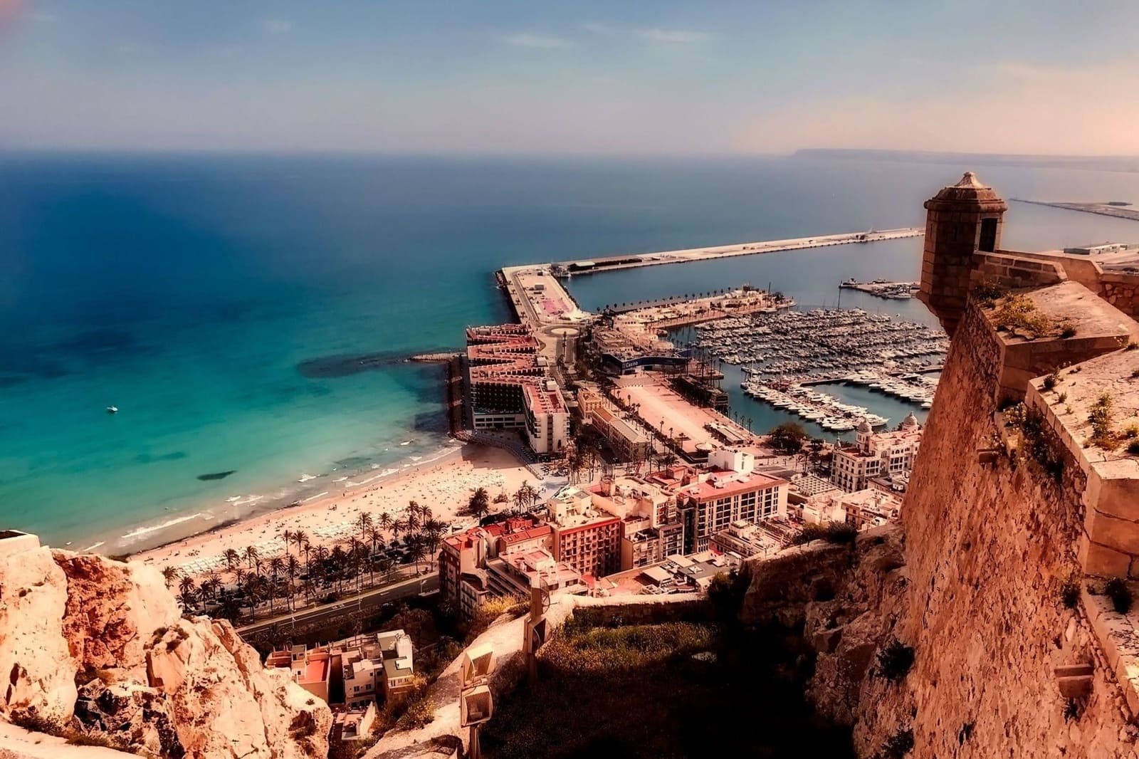 2 bedroom Apartment for sale in Alicante / Alacant city - € 234,900 (Ref: 10103517)