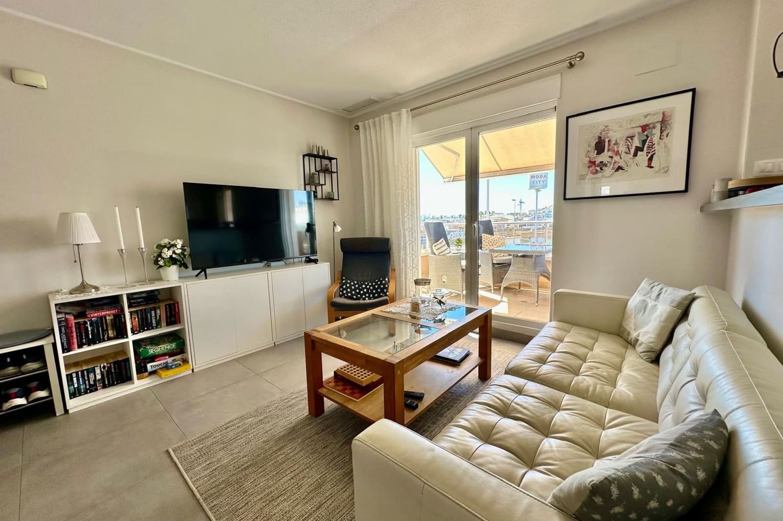 Apartamento de 2 habitaciones en Punta Prima en venta con piscina - 299.900 € (Ref: 10106454)