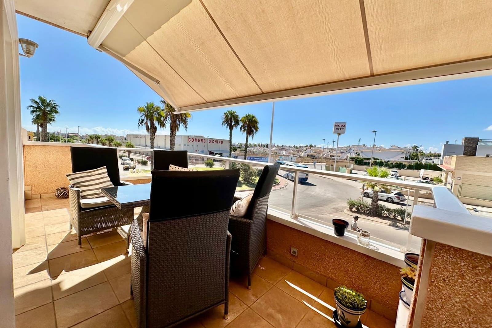 Apartamento de 2 habitaciones en Punta Prima en venta con piscina - 299.900 € (Ref: 10106454)