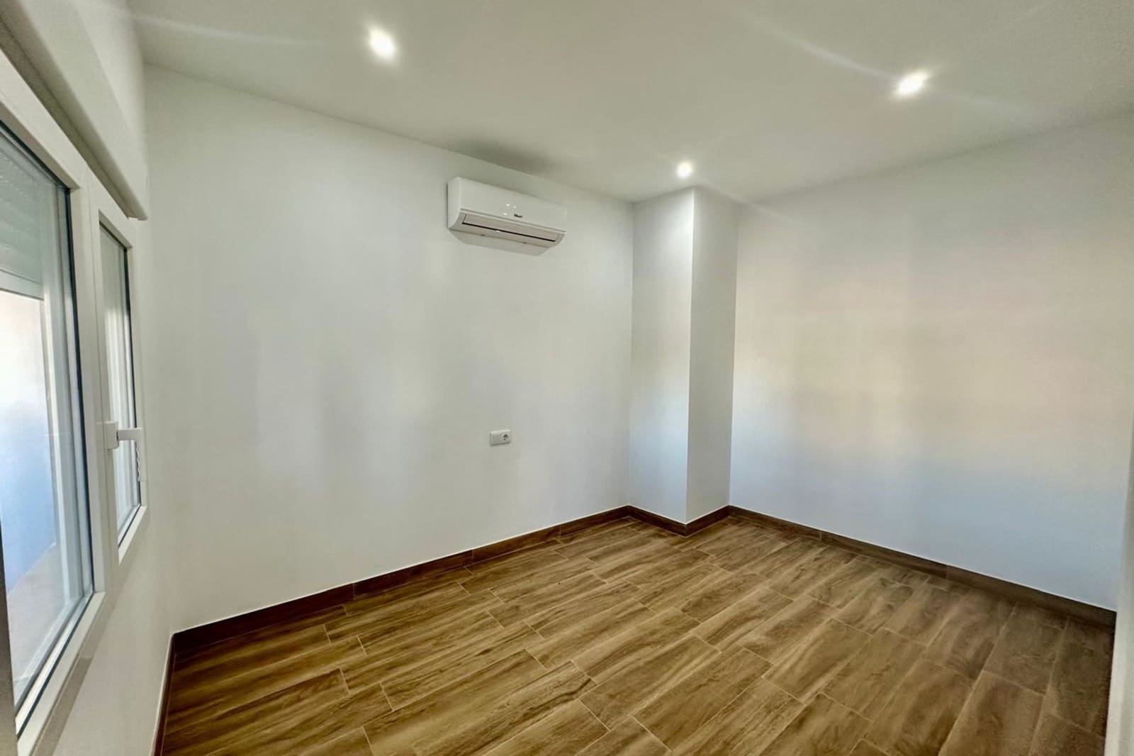 2 chambre Appartement à vendre à Torrevieja avec piscine - 149 900 € (Ref: 10135220)