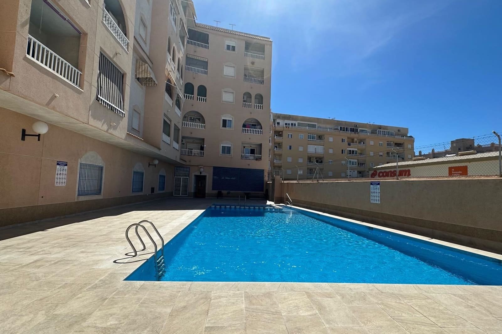 2 chambre Appartement à vendre à Torrevieja avec piscine - 149 900 € (Ref: 10135220)