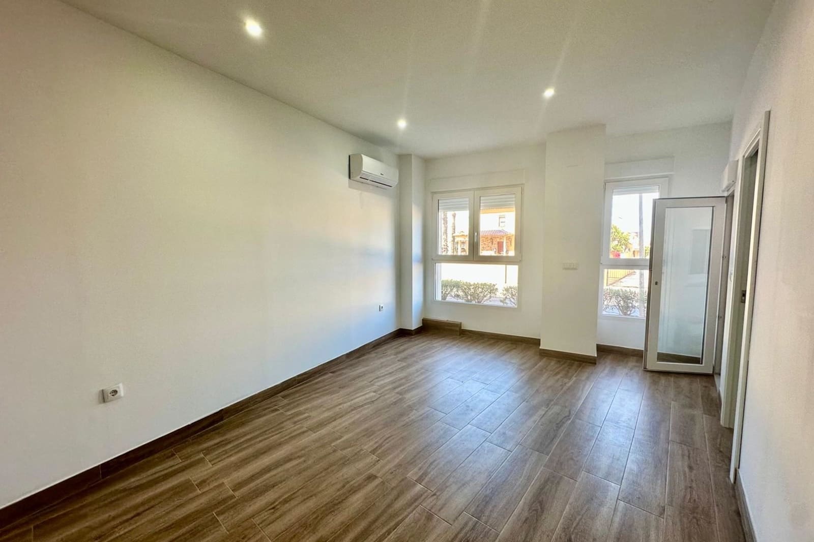 2 chambre Appartement à vendre à Torrevieja avec piscine - 149 900 € (Ref: 10135220)