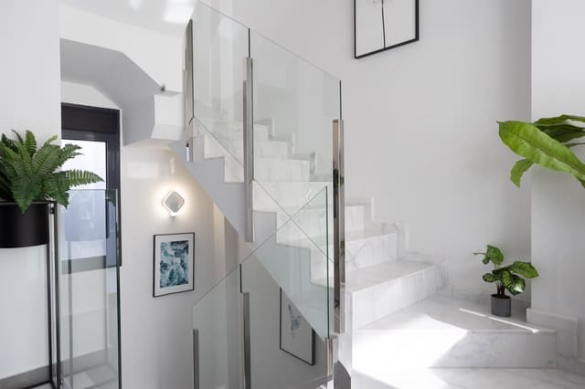 3 chambre Maison de Ville à vendre à El Moncayo, Guardamar del Segura avec piscine - 289 000 € (Ref: 7349593)