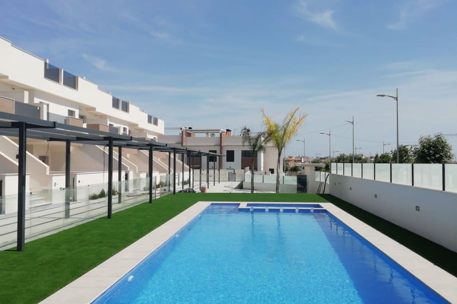 3 Zimmer Apartment zu verkaufen in Pilar de la Horadada mit Pool - 285.000 € (Ref: 7478742)