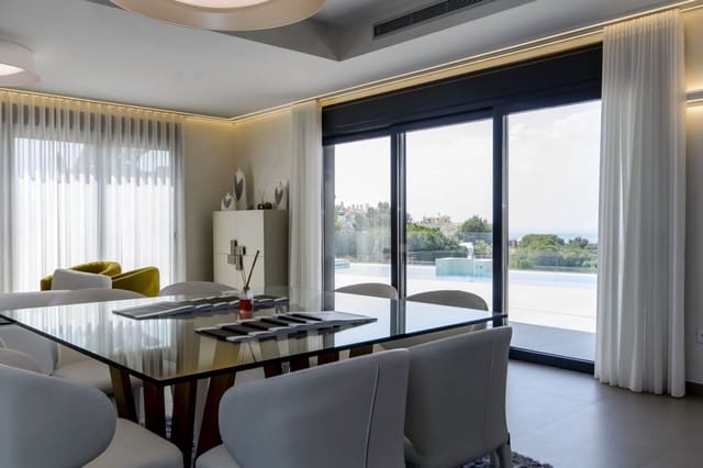 3 sovrum Villa till salu i Campoamor, Orihuela med pool - 1 195 000 € (Ref: 8765467)