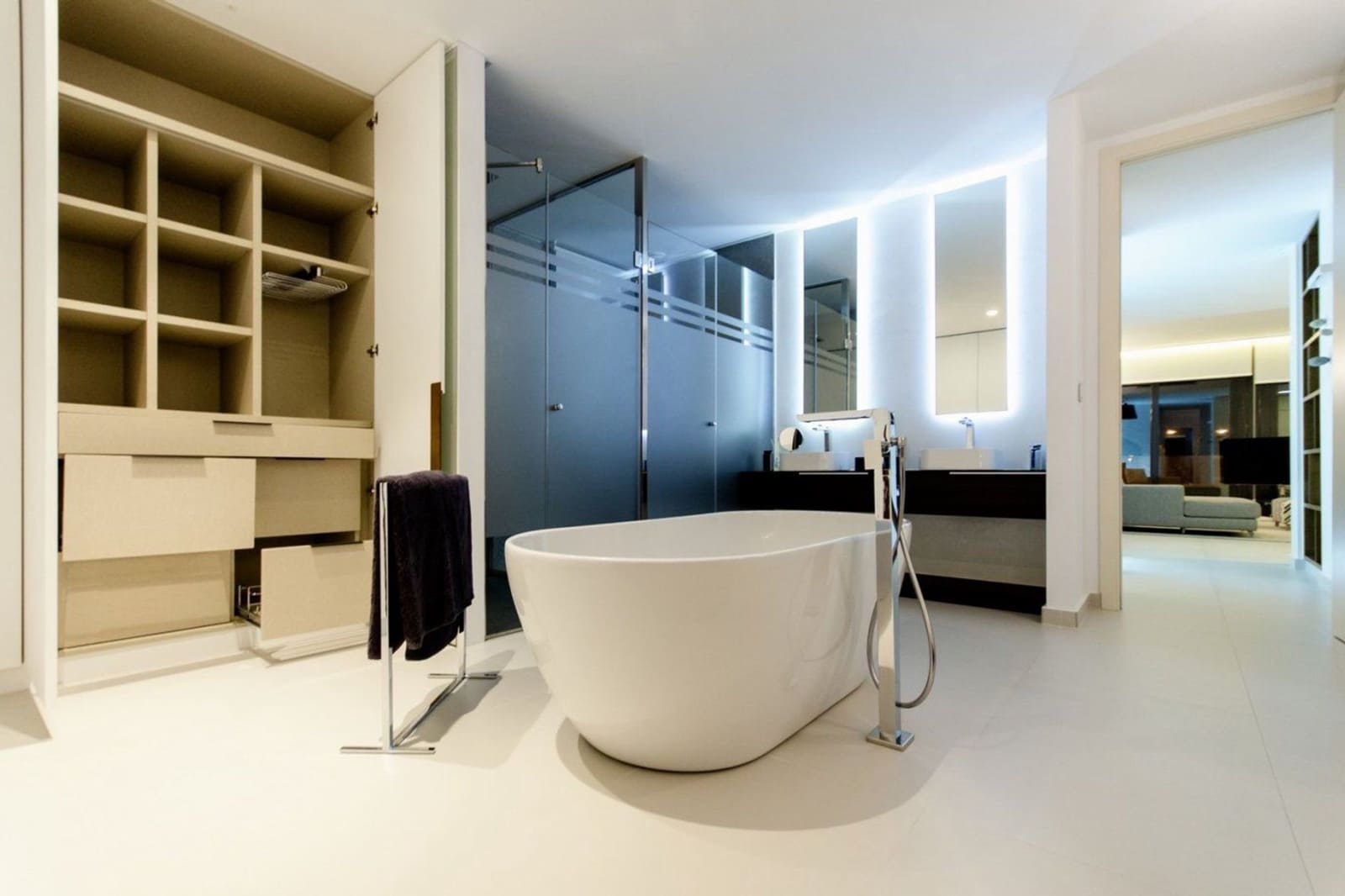 4 bedroom Villa for sale in Campoamor with pool - € 1,195,000 (Ref: 8769266)