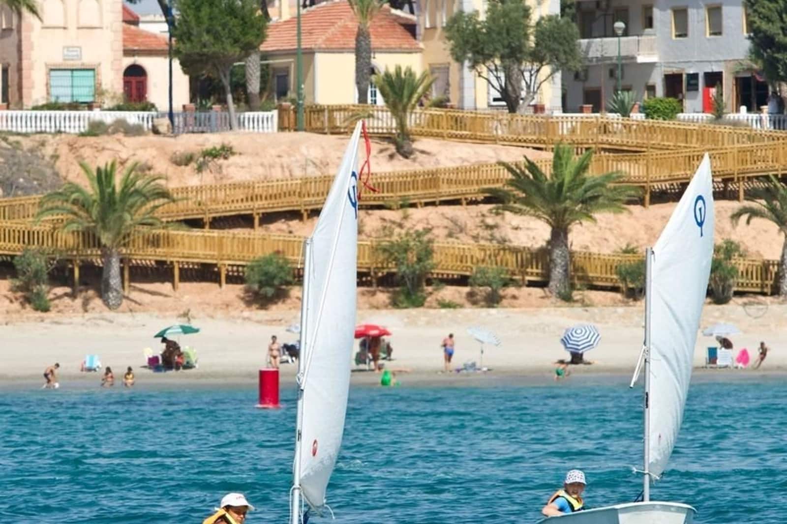 Apartamento de 2 habitaciones en Pilar de la Horadada en venta con piscina - 255.000 € (Ref: 8901453)