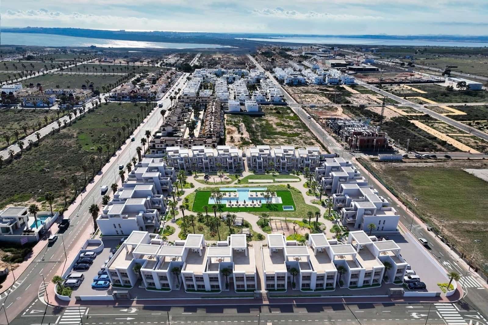 2 soveværelse Lejlighed til salg i Lo Pepin med swimmingpool - € 303.000 (Ref: 8911928)