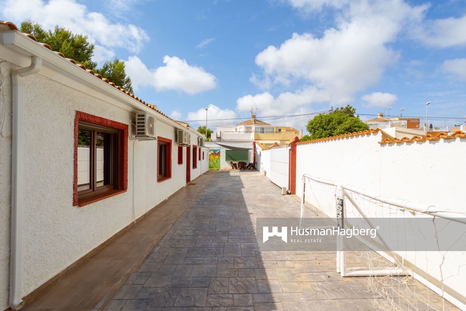 7 bedroom Villa for sale in Orihuela Costa with pool - € 690,000 (Ref: 8928000)