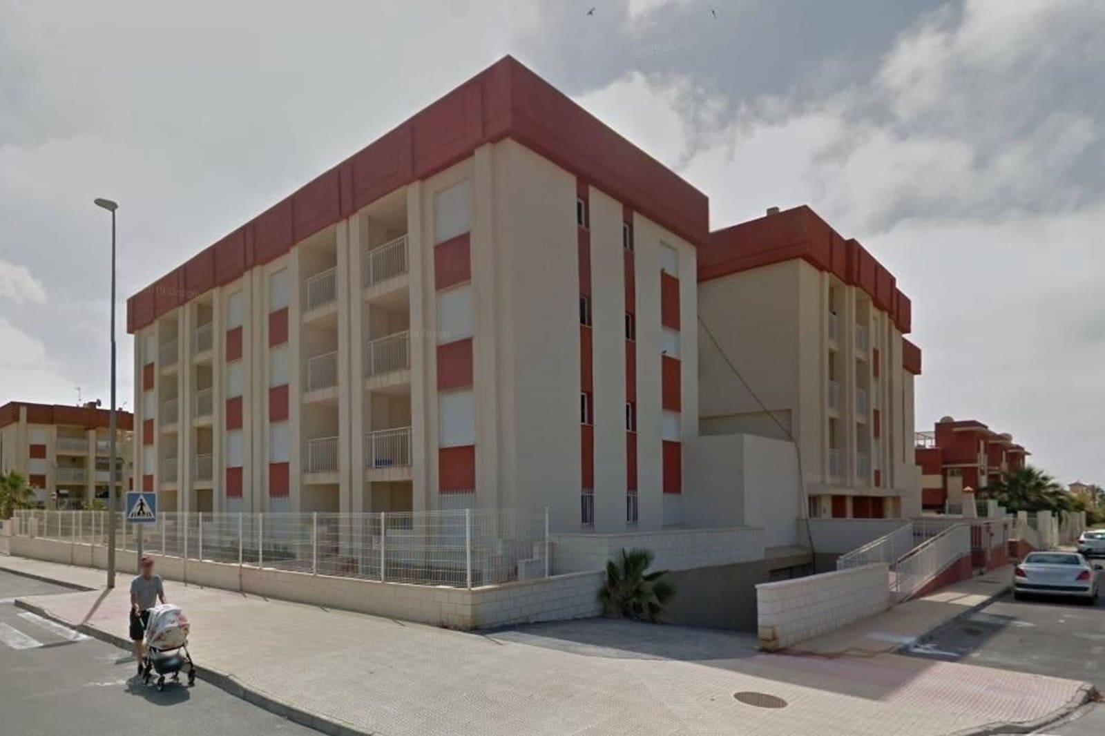 2 sovrum Lägenhet till salu i Orihuela Costa med pool - 202 500 € (Ref: 8932982)