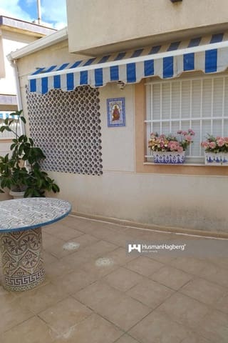 4 soveværelse Byhus til salg i Guardamar Playa, Guardamar del Segura - € 379.000 (Ref: 8942217)