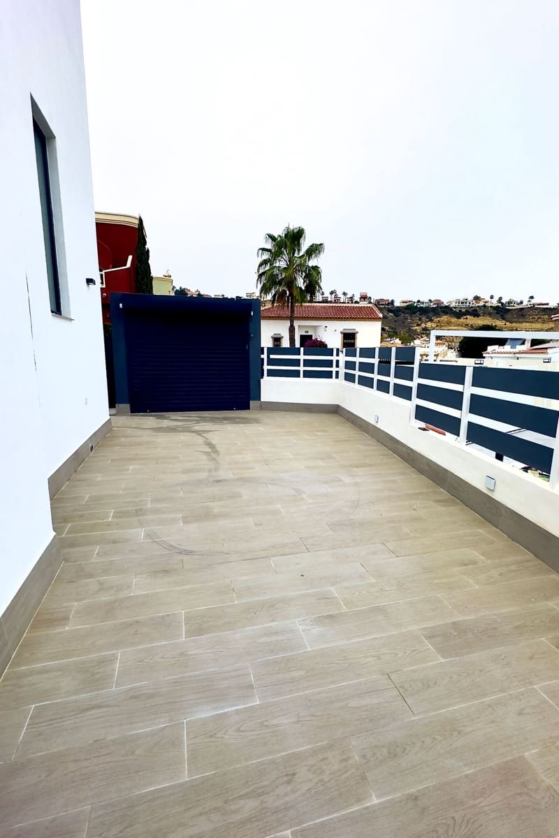 3 sovrum Villa till salu i Ciudad Quesada med pool - 852 000 € (Ref: 9013391)