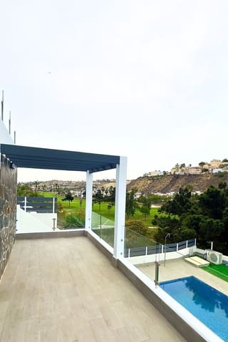 3 quarto Moradia para venda em Ciudad Quesada, Rojales com piscina - 852 000 € (Ref: 9013391)