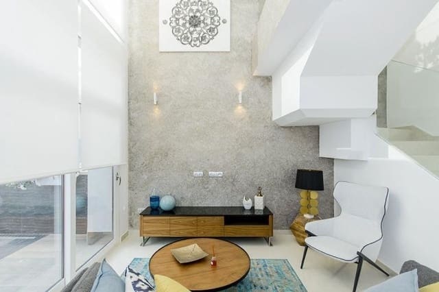 Chalet de 3 habitaciones en Ciudad Quesada, Rojales en venta con piscina - 650.000 € (Ref: 9022186)