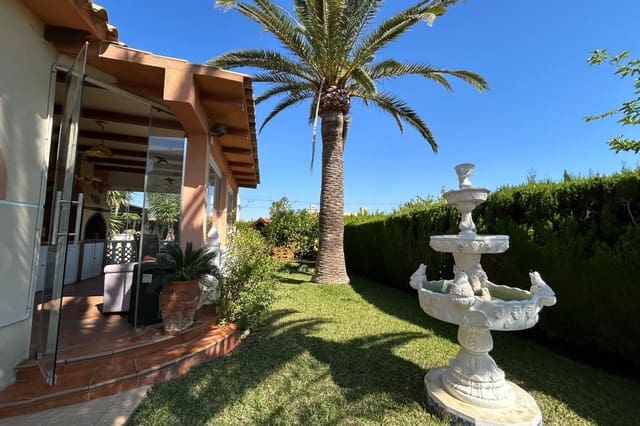 3 soveværelse Villa til salg i Cabo Roig, Orihuela med swimmingpool - € 790.000 (Ref: 9028344)