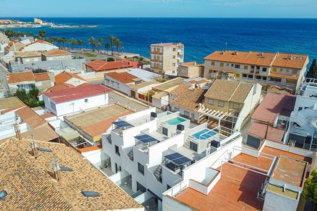 3 soveværelse Byhus til salg i Torre de la Horadada, Pilar de la Horadada med swimmingpool - € 519.900 (Ref: 9035539)