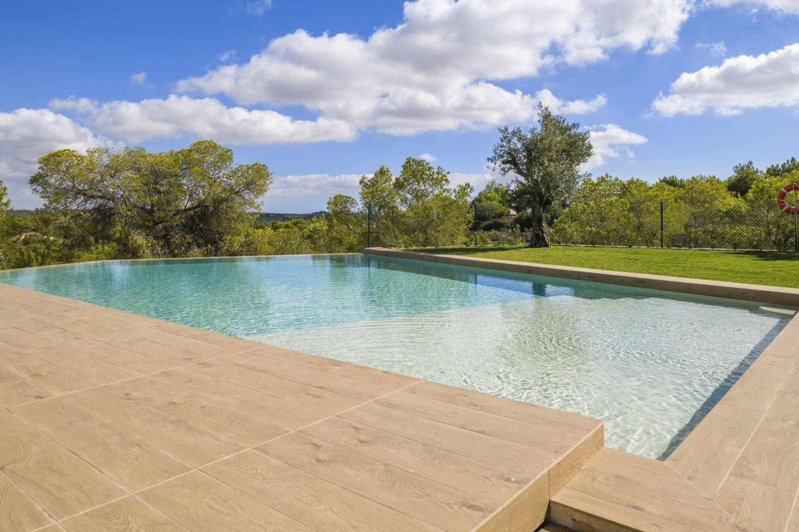 2 bedroom Apartment for sale in Las Colinas Golf with pool - € 450,000 (Ref: 9051473)