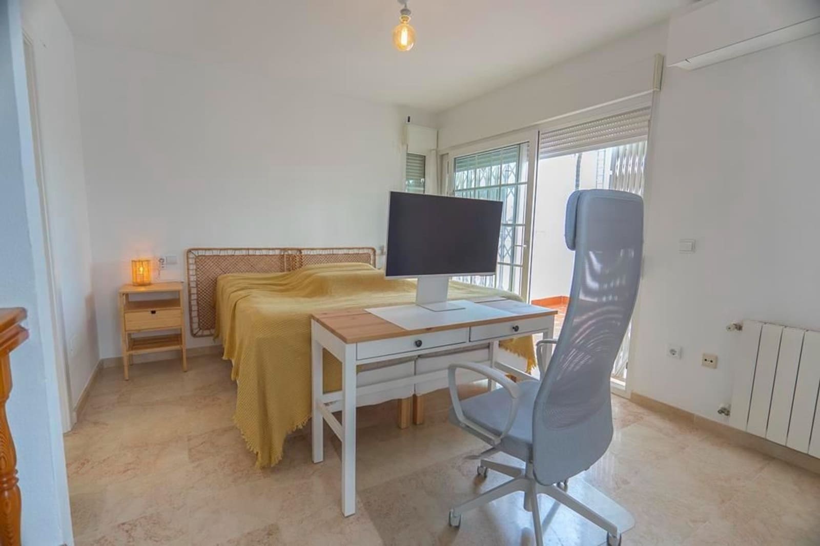 2 quarto Casa em Banda para venda em Villamartin - 320 000 € (Ref: 9097673)