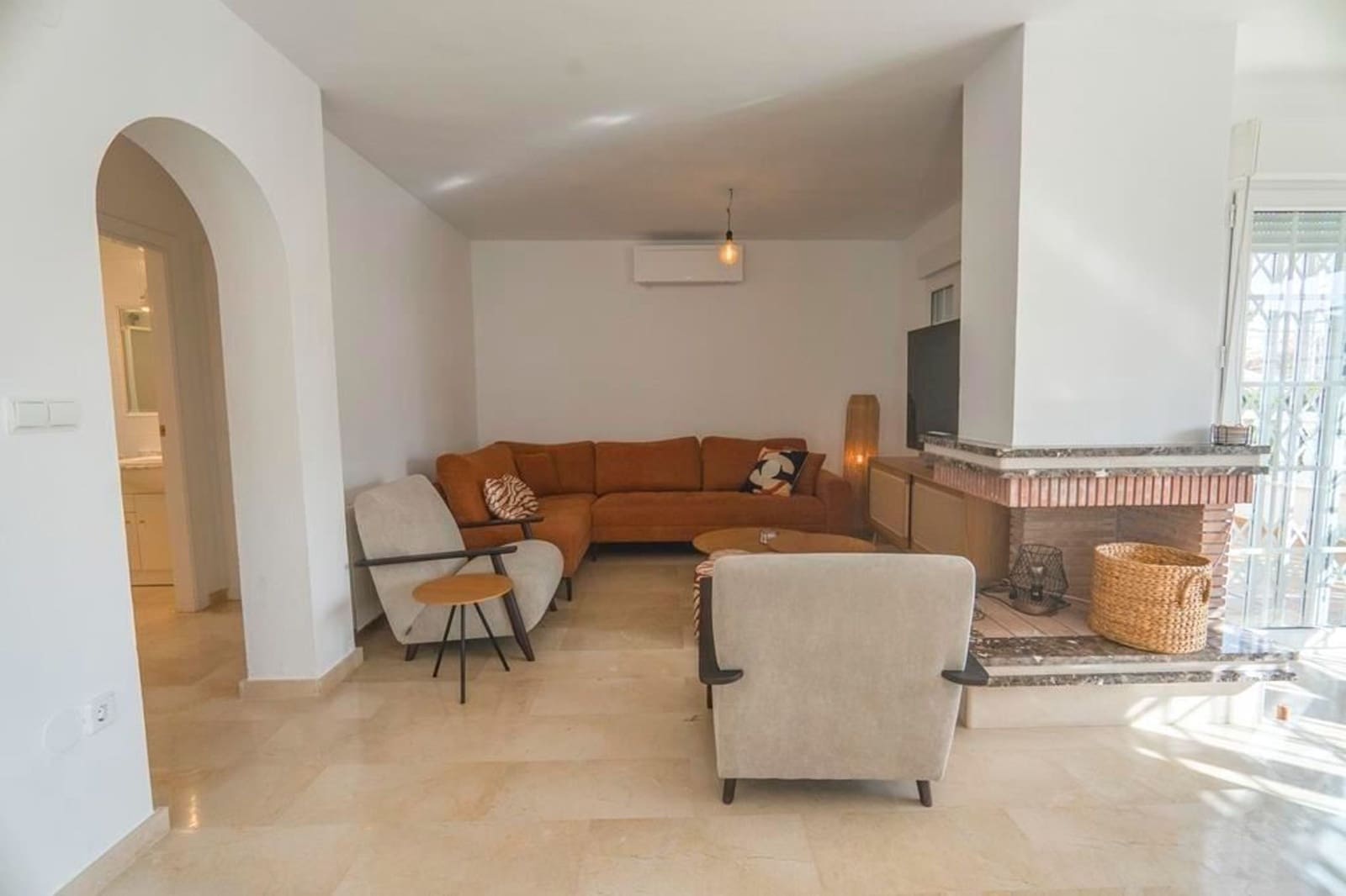 2 quarto Casa em Banda para venda em Villamartin - 320 000 € (Ref: 9097673)