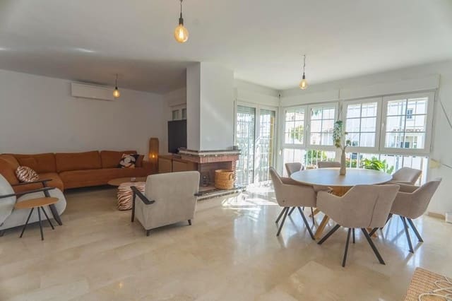 2 quarto Casa em Banda para venda em Villamartin, Orihuela - 320 000 € (Ref: 9097673)