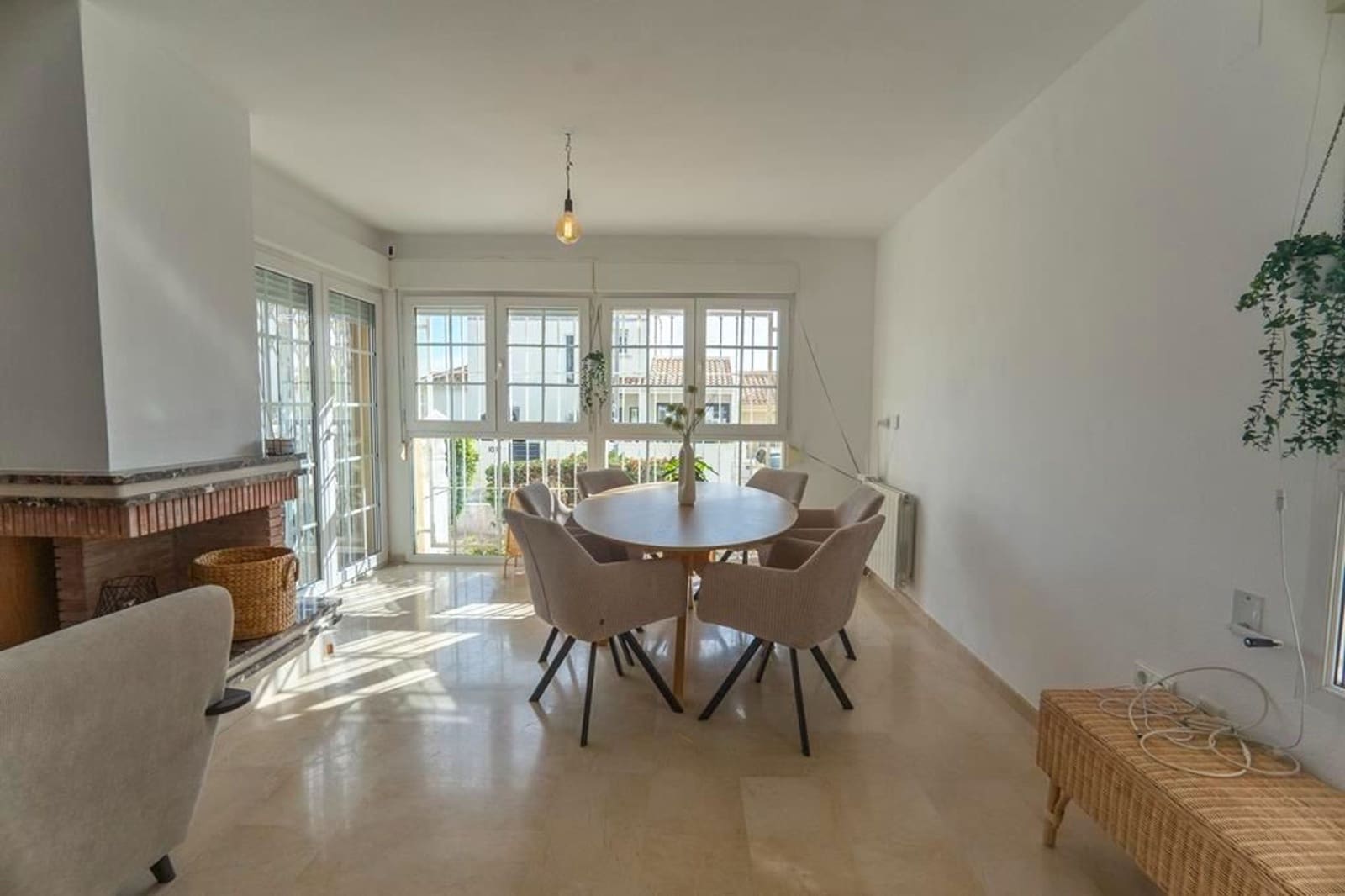 2 quarto Casa em Banda para venda em Villamartin - 320 000 € (Ref: 9097673)