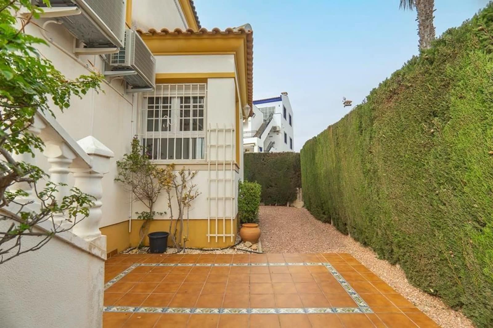 2 quarto Casa em Banda para venda em Villamartin - 320 000 € (Ref: 9097673)