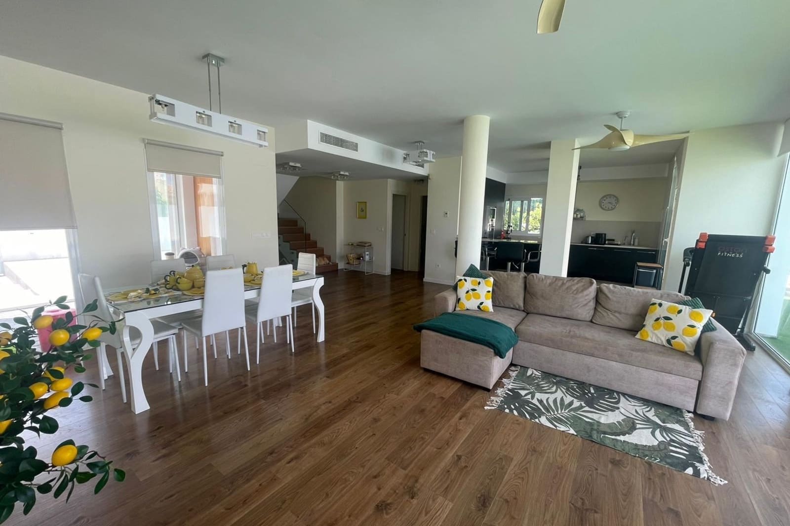 5 soveværelse Villa til salg i Bigastro med swimmingpool - € 699.000 (Ref: 9148559)