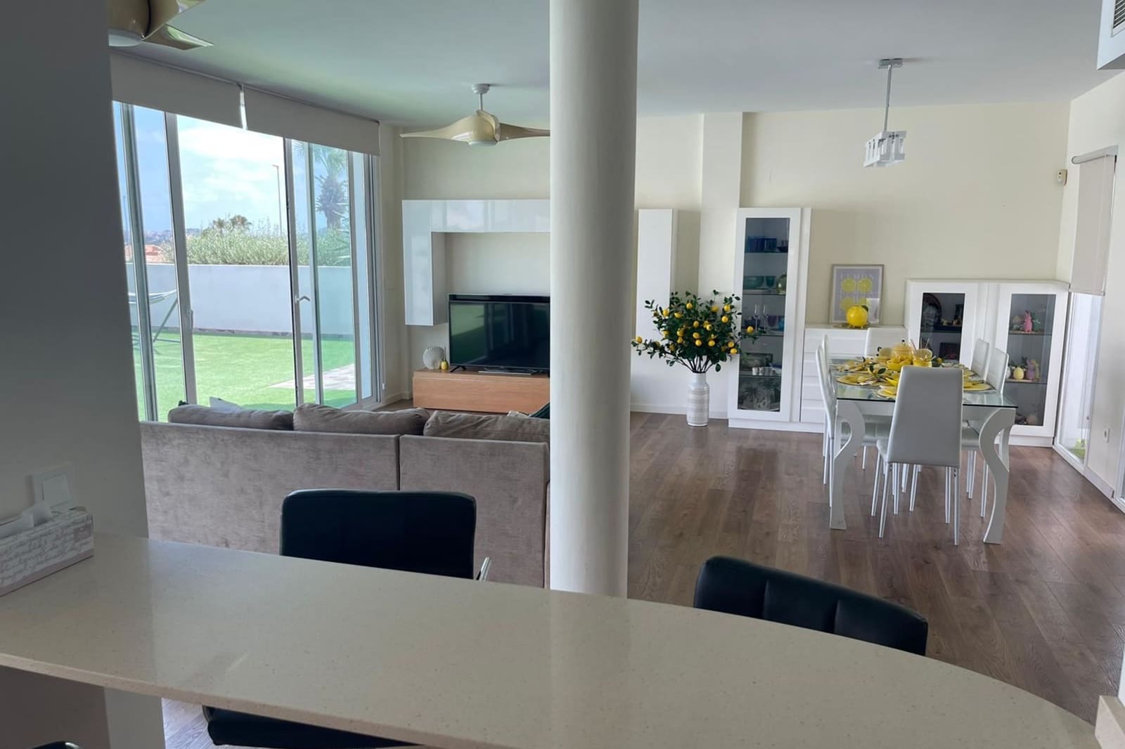 5 soveværelse Villa til salg i Bigastro med swimmingpool - € 699.000 (Ref: 9148559)