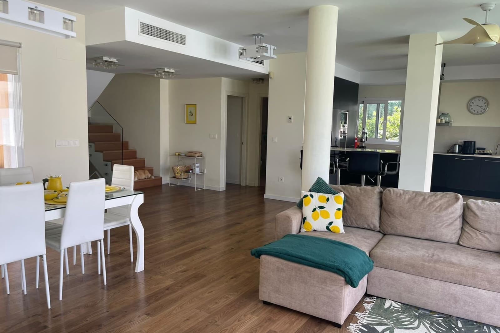 5 soveværelse Villa til salg i Bigastro med swimmingpool - € 699.000 (Ref: 9148559)