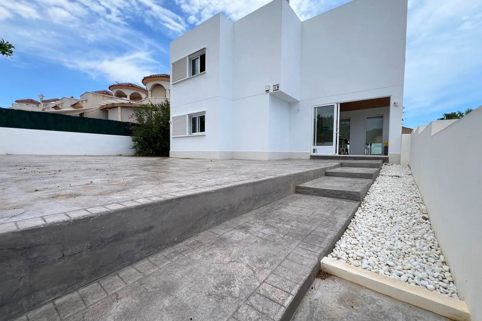5 soveværelse Villa til salg i Bigastro med swimmingpool - € 699.000 (Ref: 9148559)
