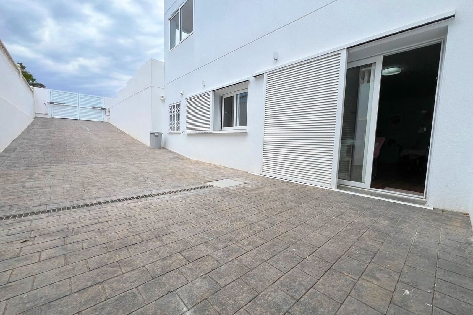 5 soveværelse Villa til salg i Bigastro med swimmingpool - € 699.000 (Ref: 9148559)