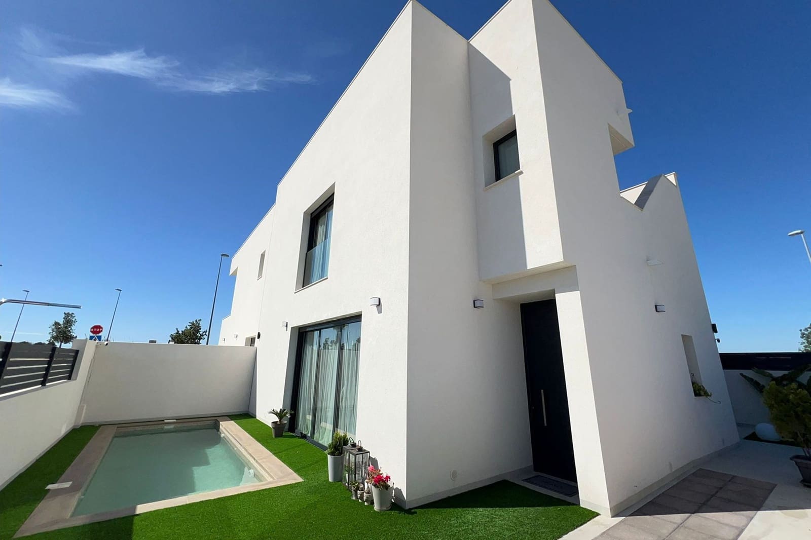 2 soveværelse Villa til salg i Benijofar med swimmingpool - € 370.000 (Ref: 9160166)