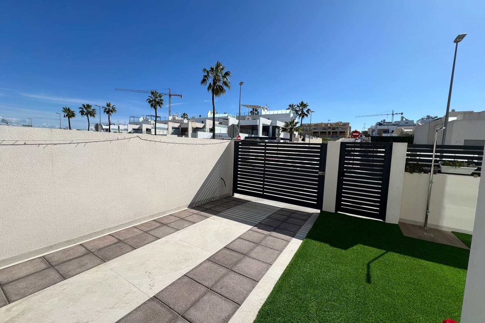 2 soveværelse Villa til salg i Benijofar med swimmingpool - € 370.000 (Ref: 9160166)