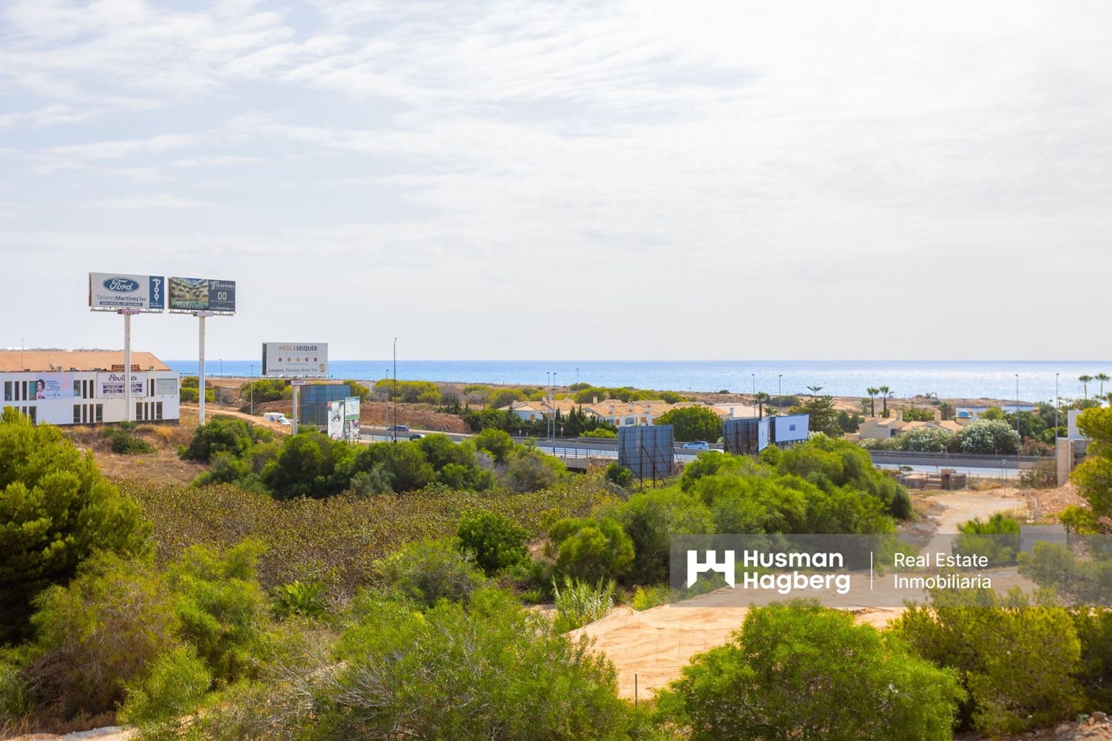 2 bedroom Apartment for sale in Playa Flamenca with pool - € 399,000 (Ref: 9216156)