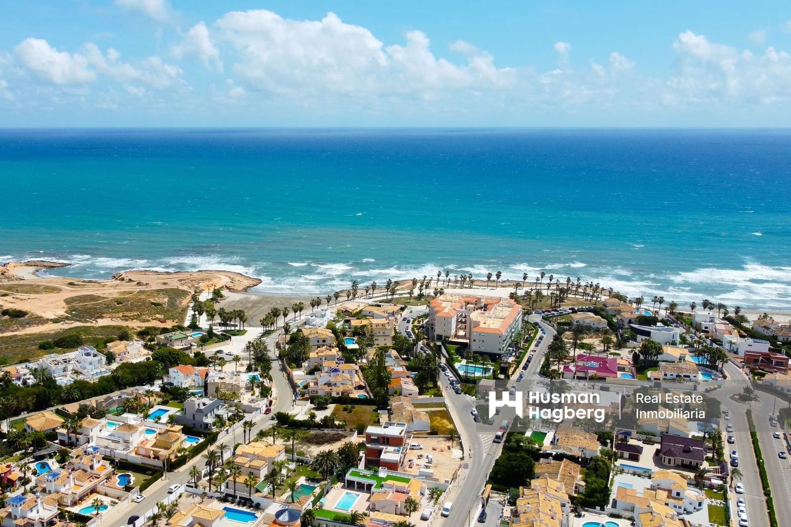 2 bedroom Apartment for sale in Playa Flamenca with pool - € 399,000 (Ref: 9216156)