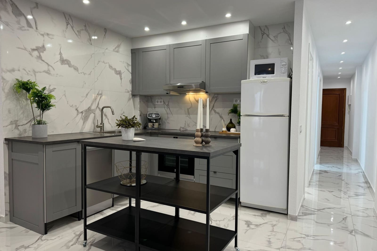 4 soveværelse Lejlighed til salg i Torrevieja - € 239.000 (Ref: 9219275)