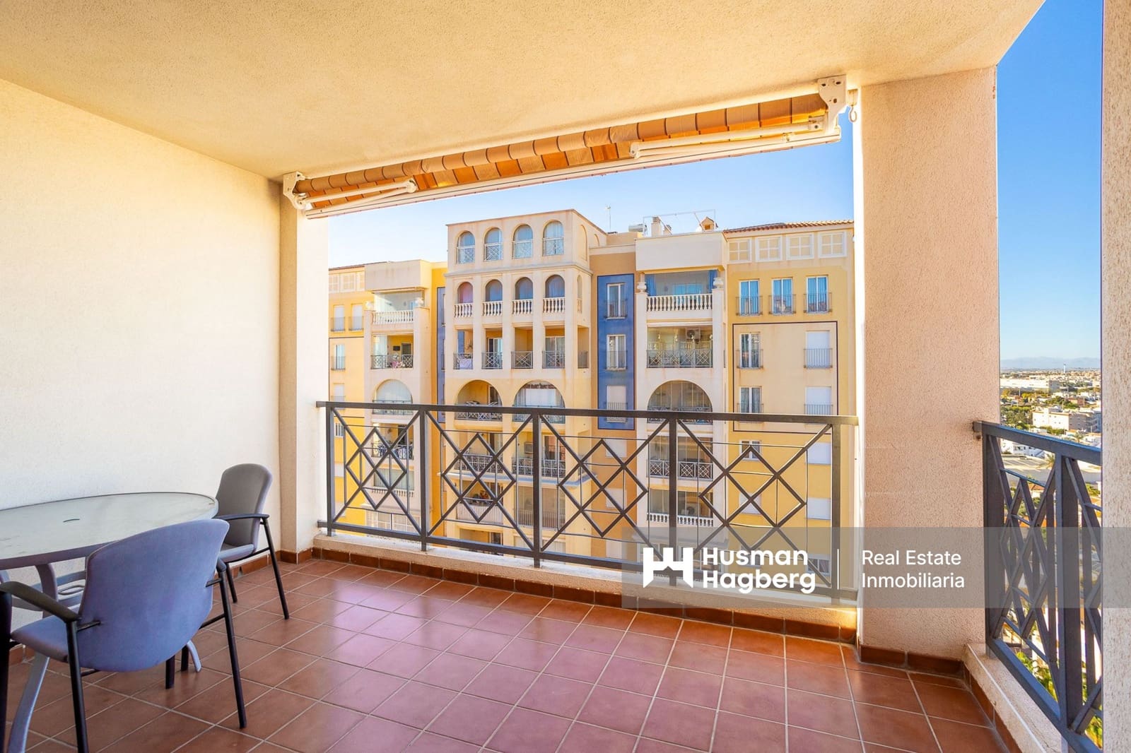 3 bedroom Apartment for sale in Torrevieja with pool - € 259,000 (Ref: 9227429)