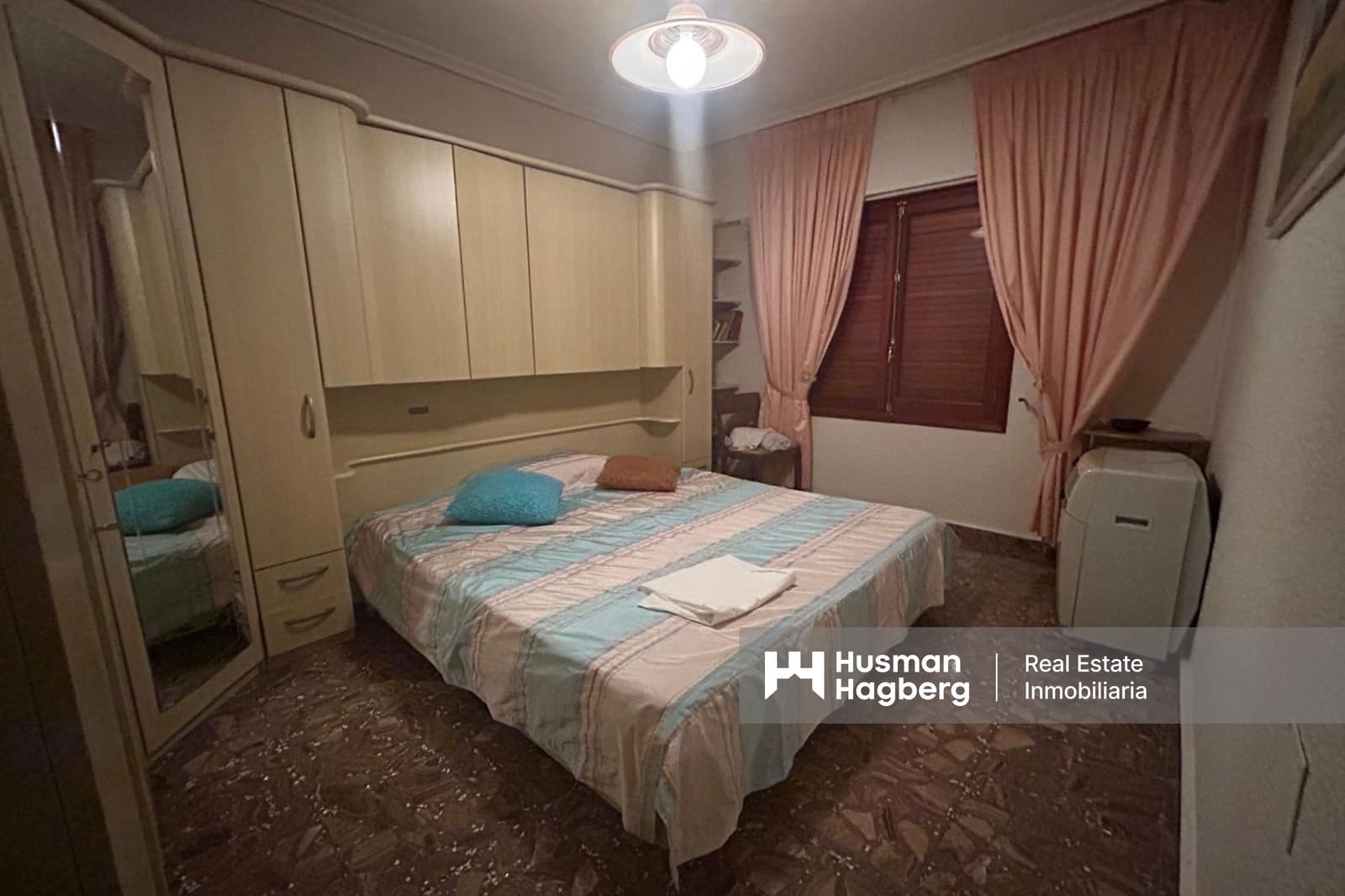 6 bedroom Villa for sale in San Fulgencio with pool - € 625,000 (Ref: 9227741)