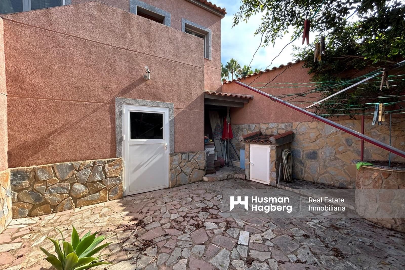 6 bedroom Villa for sale in San Fulgencio with pool - € 625,000 (Ref: 9227741)